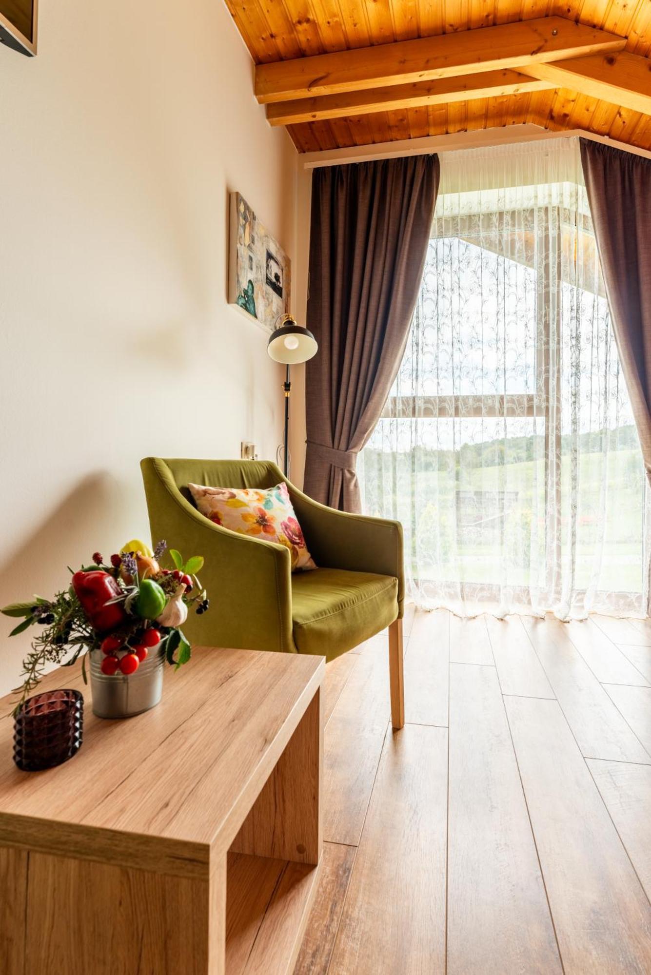 Bed&Breakfast Vinarija Coner Bjelovar Dış mekan fotoğraf