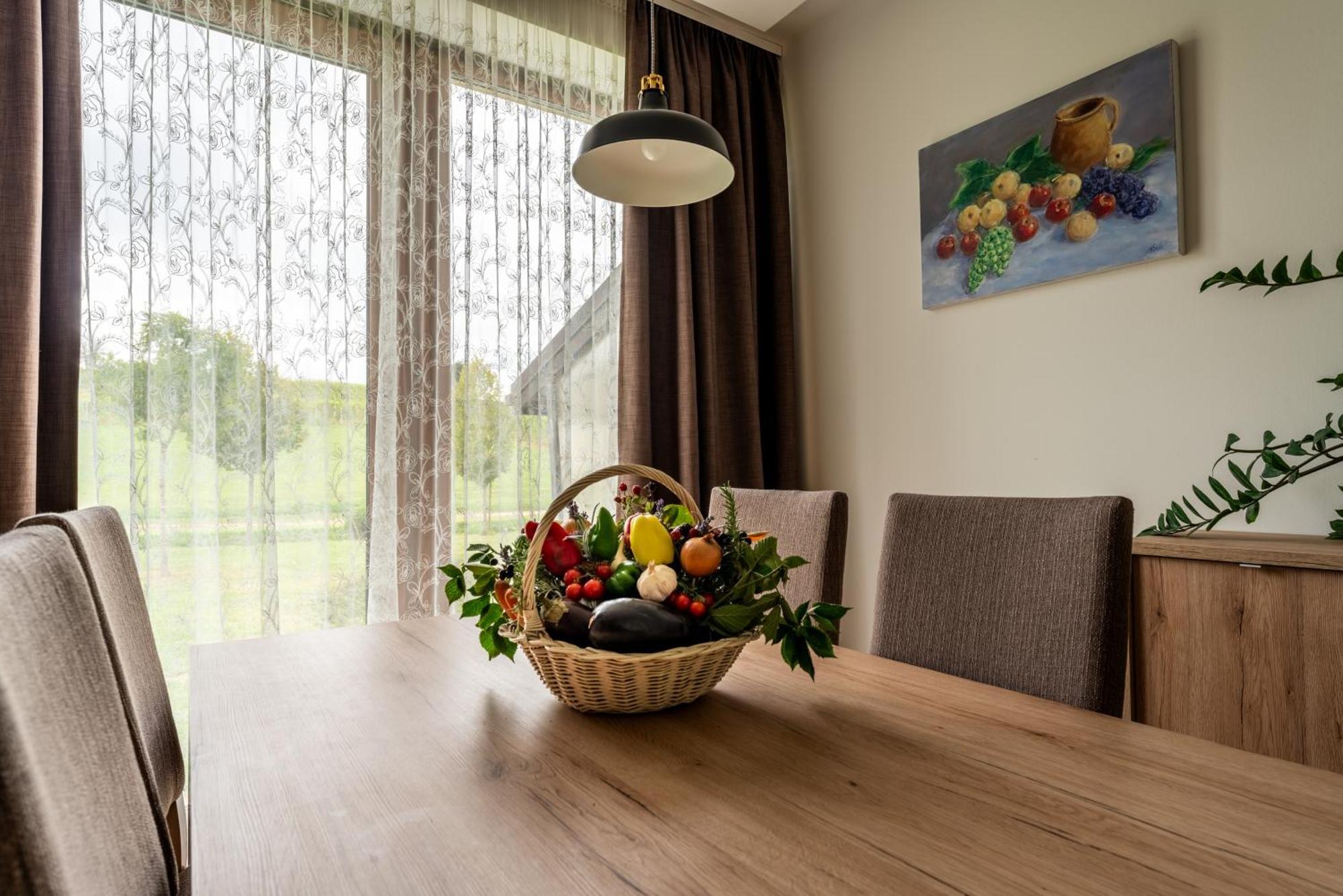 Bed&Breakfast Vinarija Coner Bjelovar Dış mekan fotoğraf