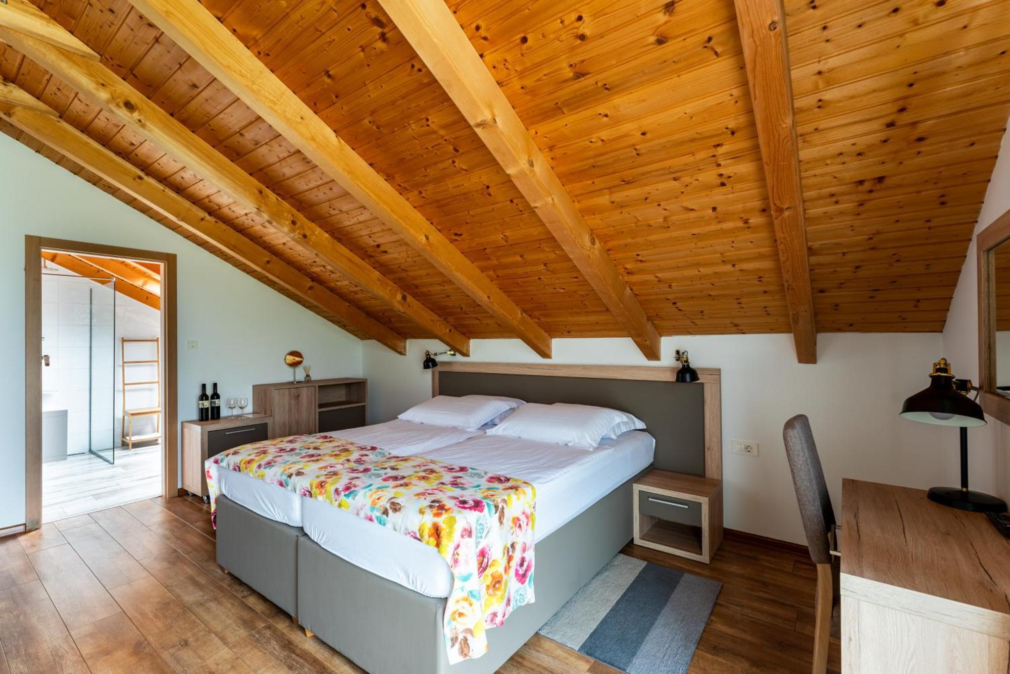 Bed&Breakfast Vinarija Coner Bjelovar Dış mekan fotoğraf