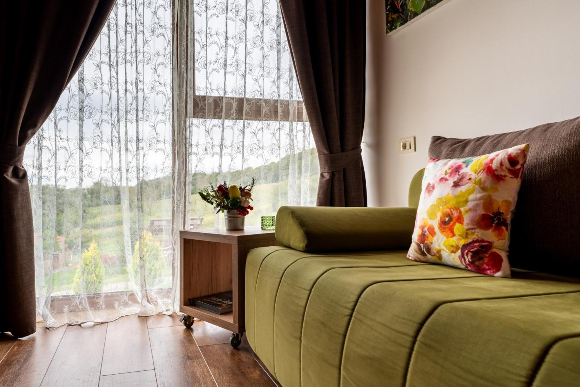 Bed&Breakfast Vinarija Coner Bjelovar Dış mekan fotoğraf