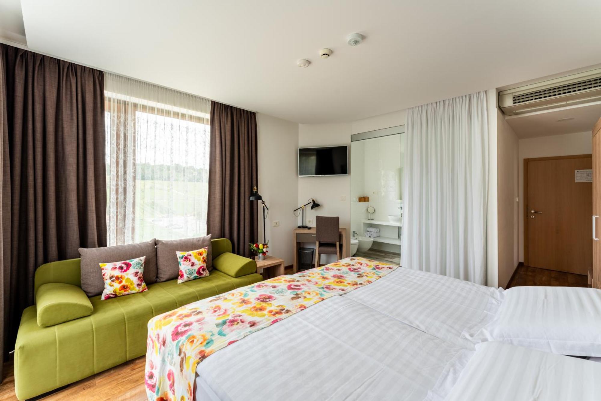 Bed&Breakfast Vinarija Coner Bjelovar Dış mekan fotoğraf